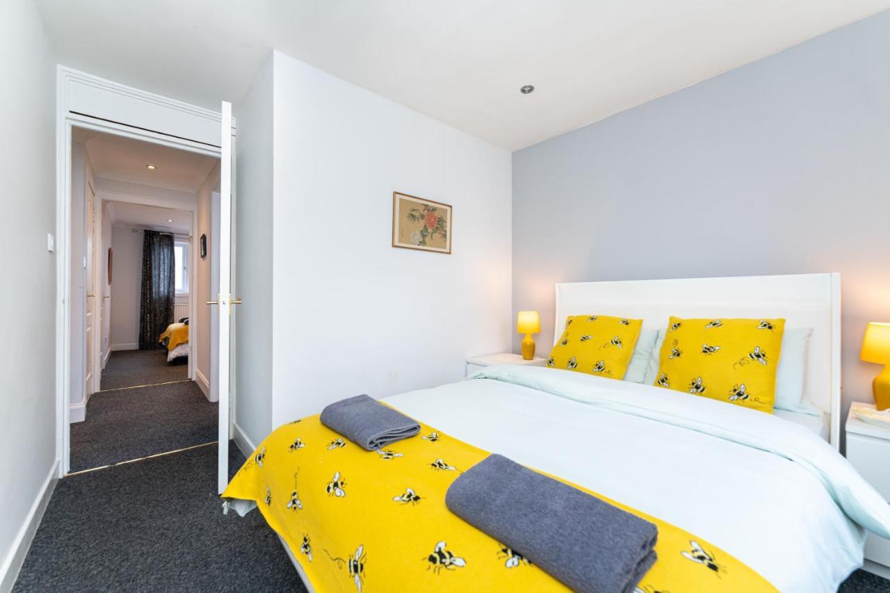 Lovely 3-Bedroom Flat With Free Parking Bridge of Allan Exterior foto